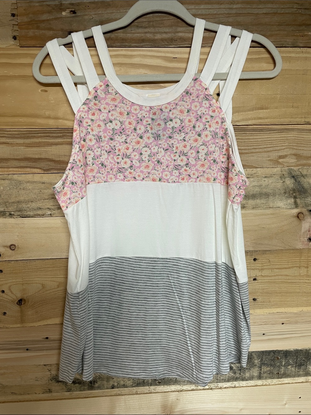 7th Ray size XL Pink Floral, White, and Gray Striped Colorblock Sleeveless Top